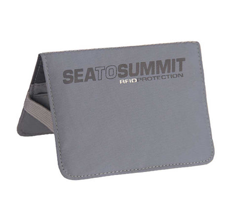 Sea to Summit RFID-blocking card holder